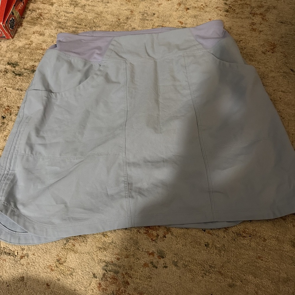 Patagonia women's skirt grey lightweight medium fishing outdoor hiking